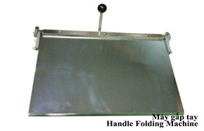 Handle folding machine