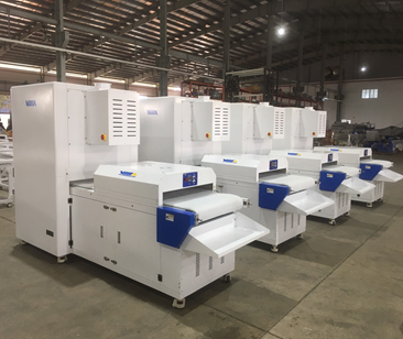 Auto spray glue machine